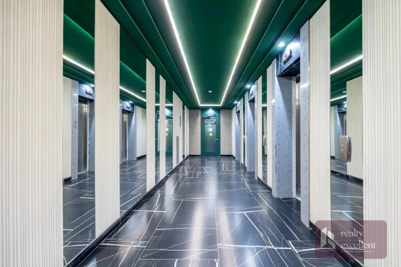 Трёхкомнатная квартира в ЖК «Трилогия Кристалл» — фото 3