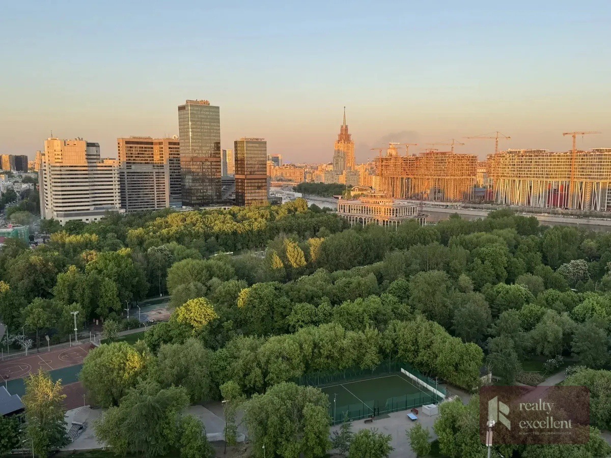 Четырёхкомнатная квартира в City Park — фото 4