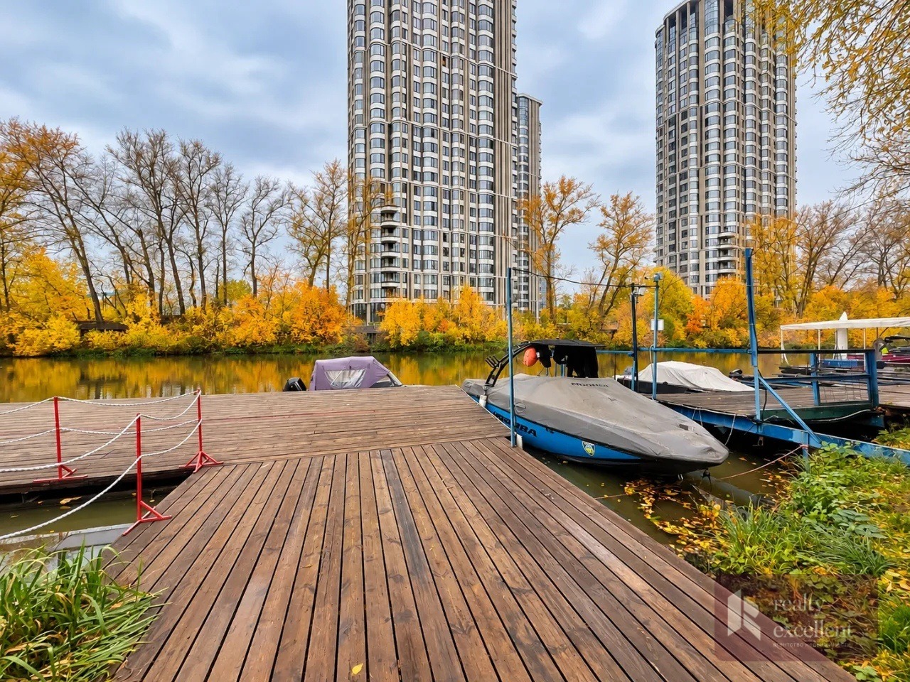 Помещение 55,3 м² с отдельным входом в Loft River — фото 2